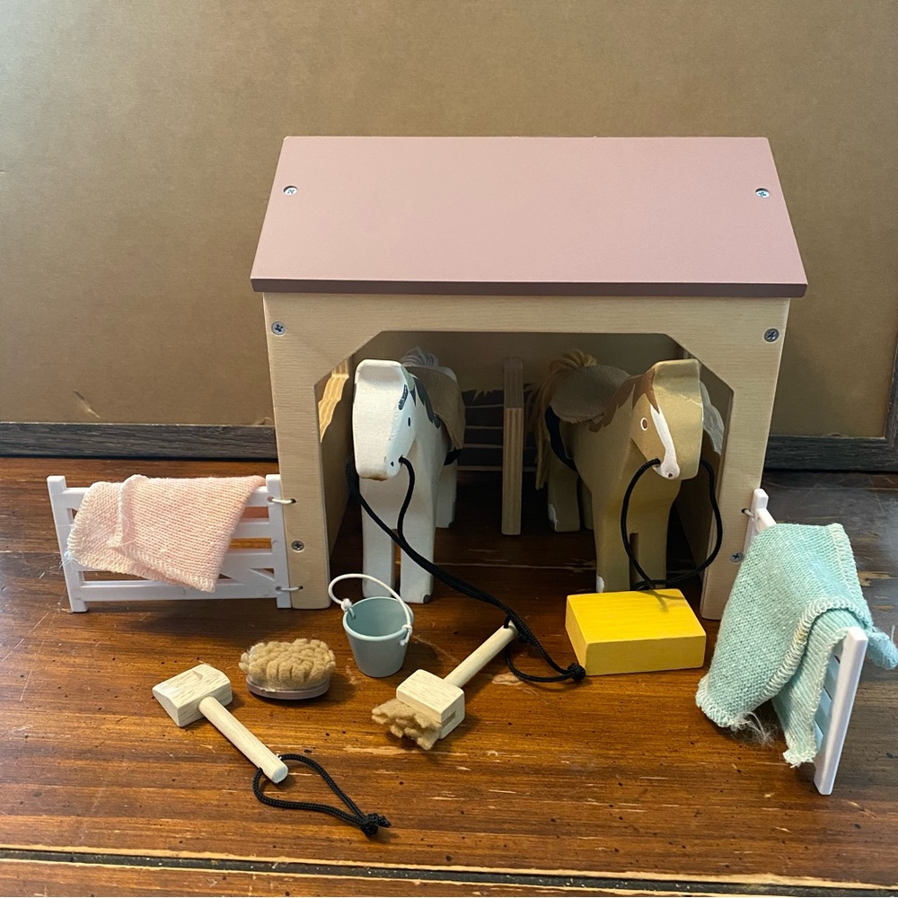 Wooden Horse Stable Playset with Accessories
